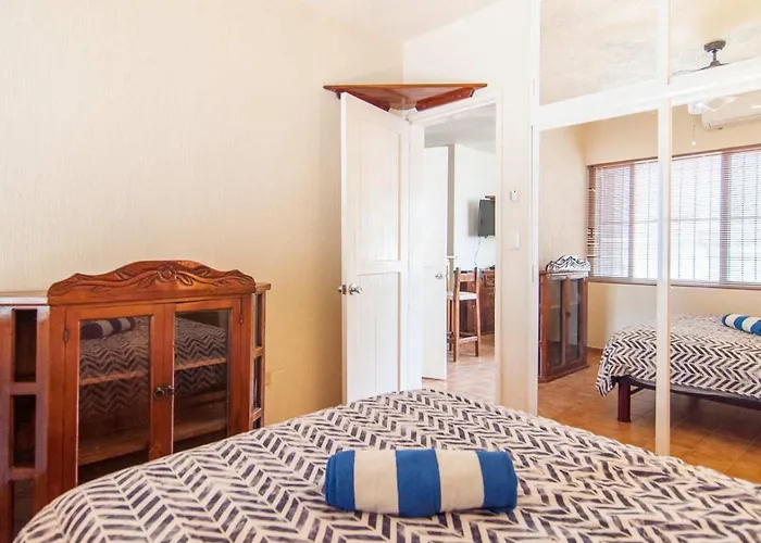 Beachfront 2br In Playa I Steps To 5th Ave! *