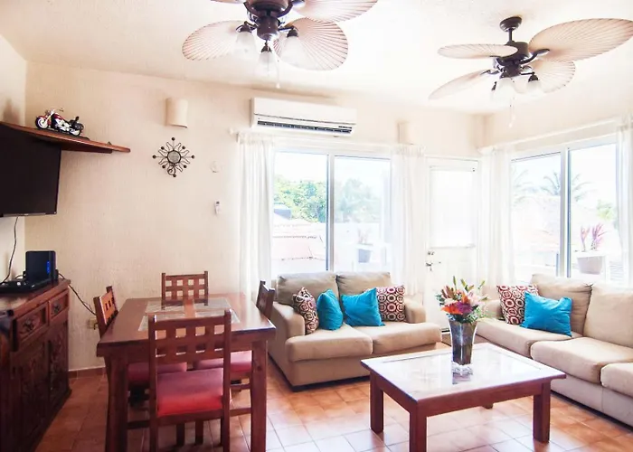 Beachfront 2br In Playa I Steps To 5th Ave! Apartment Playa del Carmen