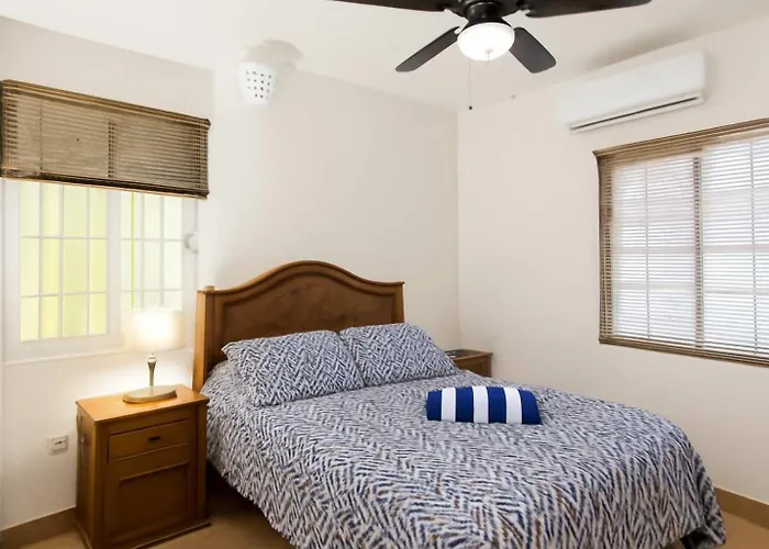 Beachfront 2br In Playa I Steps To 5th Ave! Apartment Playa del Carmen
